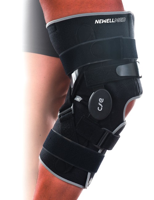 PK49 - Knee brace opened at the thigh